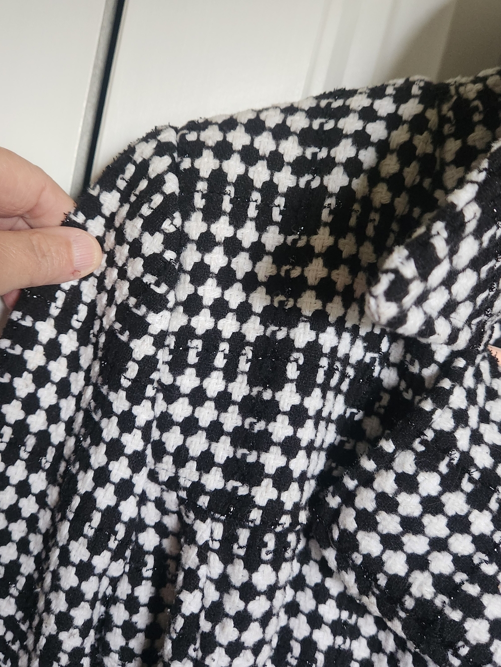 Black & White Houndstooth Plaid Tie-Waist Coat Rampage Women's Coat Size Small - Picture 8 of 13